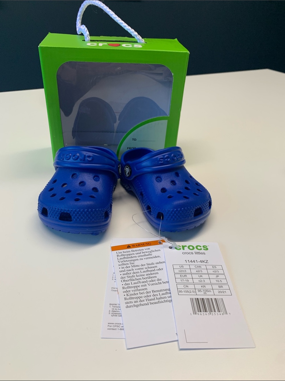 New CROCS Kids Classic Clogs in Bright Blue chilled 2 child 3